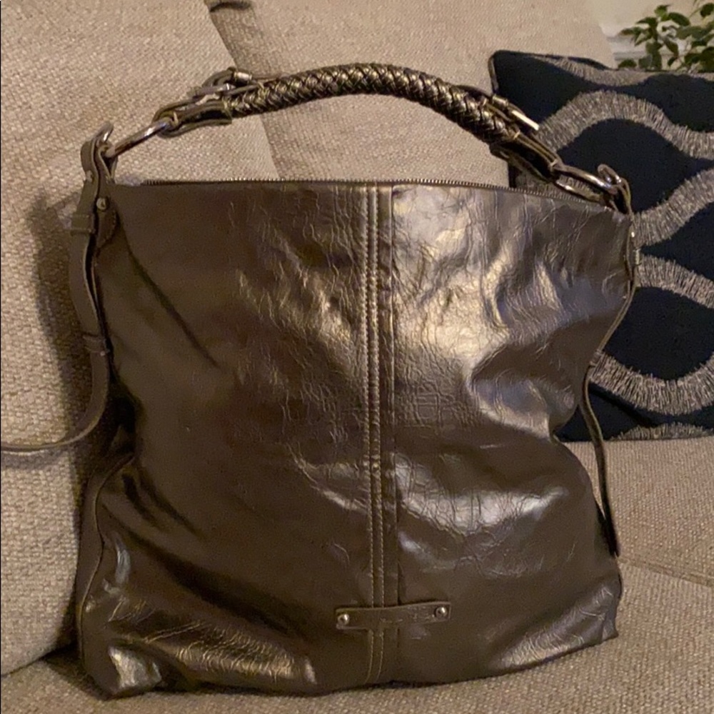 Beautiful metallic purse!